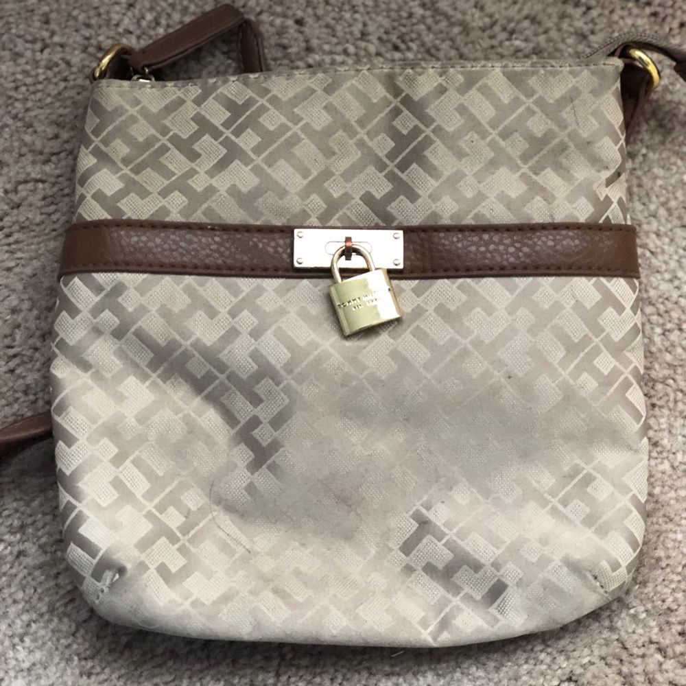 Tommy Hilfiger purse